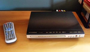 640px-Hyundai dvd player.jpg