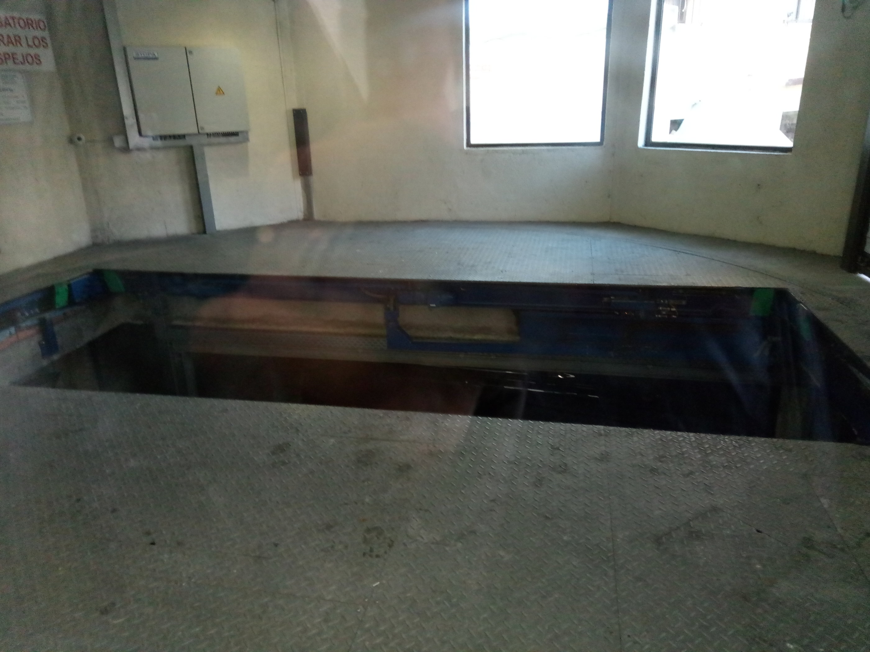 20181128_1639 P81128-163921.jpg