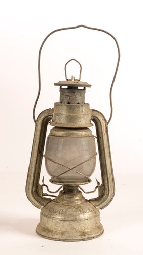 acdn20.pamono.com_p_s_5_4_549685_pby7e9031m_vintage_german_chromed_metal_oil_lamp_from_frowo.jpg