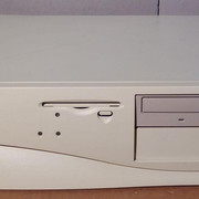ai.ibb.co_JHGXD4H_vintage_compaq_deskpro_dp_2000_5200_1_9a16a0d1f48d7490f8dc6c436b05d56a.jpg