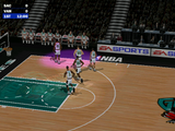[Скриншот: NBA Live 2000]