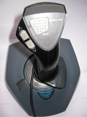 Joystick-logitech.jpg